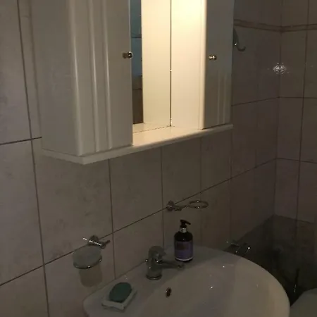 Holiday home σπίτι δίπλα στη θάλασσα Nikiana