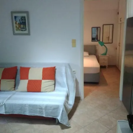 σπίτι δίπλα στη θάλασσα Holiday home *