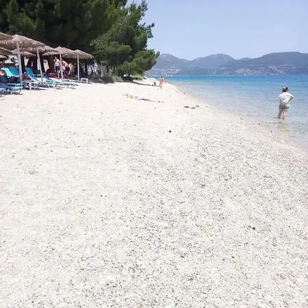σπίτι δίπλα στη θάλασσα Holiday home