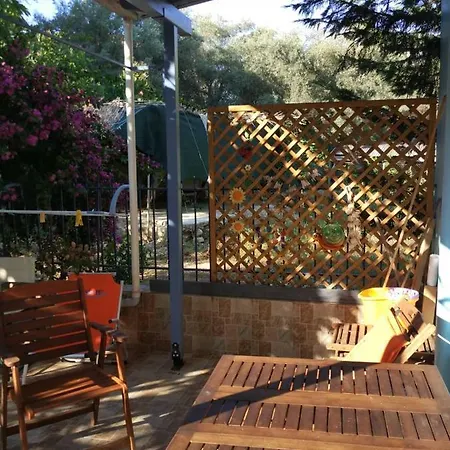 σπίτι δίπλα στη θάλασσα Holiday home *